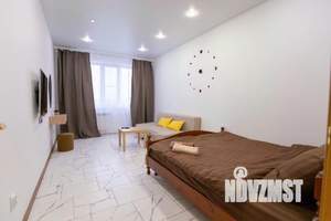 1-к квартира, посуточно, 42м2, 1/1 этаж