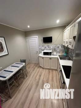 1-к квартира, посуточно, 42м2, 2/17 этаж