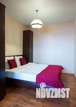 1-к квартира, посуточно, 43м2, 1/1 этаж