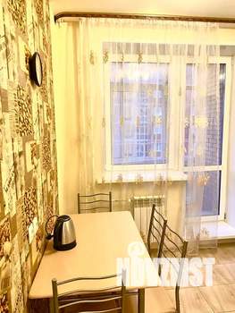 Студия квартира, посуточно, 41м2, 3/9 этаж