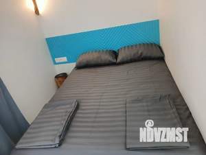 Студия квартира, посуточно, 42м2, 3/5 этаж