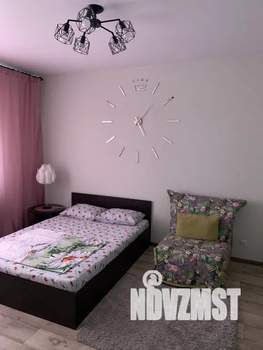 1-к квартира, посуточно, 40м2, 13/17 этаж