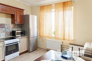 2-к квартира, посуточно, 56м2, 8/18 этаж