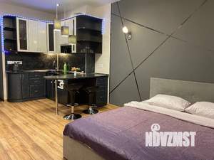 Студия квартира, посуточно, 32м2, 3/3 этаж