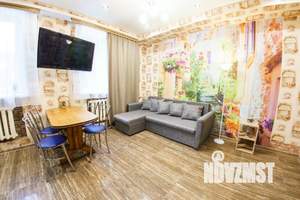 1-к квартира, посуточно, 47м2, 1/1 этаж