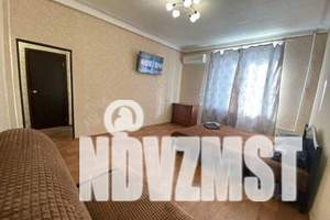 1-к квартира, посуточно, 40м2, 4/4 этаж