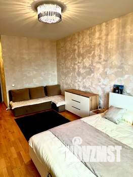 1-к квартира, посуточно, 37м2, 15/22 этаж