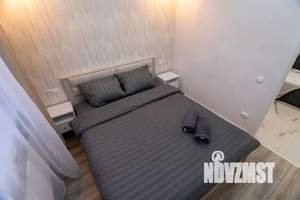 1-к квартира, посуточно, 38м2, 13/23 этаж