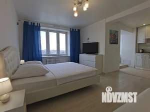 Студия квартира, посуточно, 38м2, 6/9 этаж