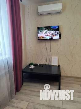 1-к квартира, посуточно, 35м2, 13/18 этаж