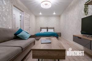 1-к квартира, посуточно, 38м2, 1/10 этаж