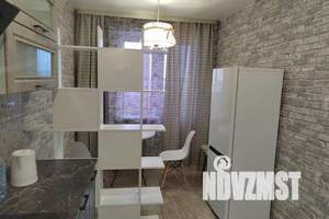 1-к квартира, посуточно, 42м2, 10/22 этаж