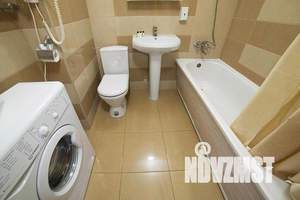 1-к квартира, посуточно, 41м2, 6/9 этаж