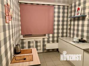 1-к квартира, посуточно, 35м2, 3/9 этаж