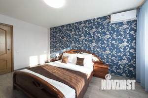 1-к квартира, посуточно, 40м2, 6/9 этаж