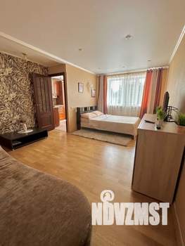 1-к квартира, посуточно, 32м2, 2/5 этаж