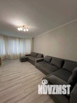 2-к квартира, посуточно, 75м2, 1/1 этаж