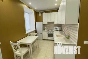 3-к квартира, посуточно, 56м2, 1/5 этаж