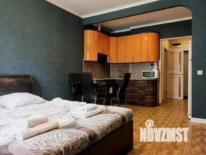 Студия квартира, посуточно, 30м2, 1/3 этаж