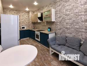 1-к квартира, посуточно, 43м2, 1/1 этаж