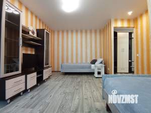 1-к квартира, посуточно, 35м2, 1/5 этаж