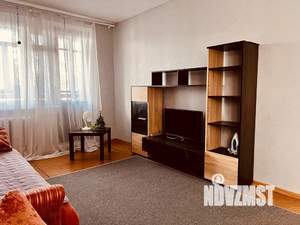 1-к квартира, посуточно, 37м2, 3/9 этаж