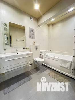 2-к квартира, посуточно, 52м2, 5/5 этаж