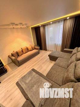 2-к квартира, посуточно, 75м2, 1/1 этаж