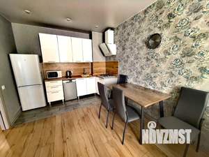 1-к квартира, посуточно, 45м2, 1/22 этаж