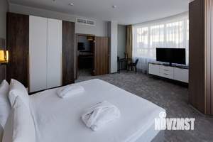 2-к квартира, посуточно, 60м2, 1/1 этаж