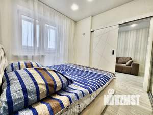 1-к квартира, посуточно, 40м2, 21/22 этаж