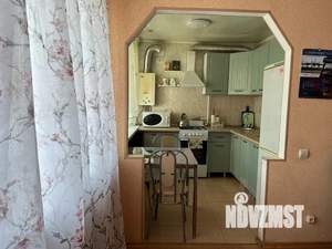 2-к квартира, посуточно, 45м2, 4/5 этаж