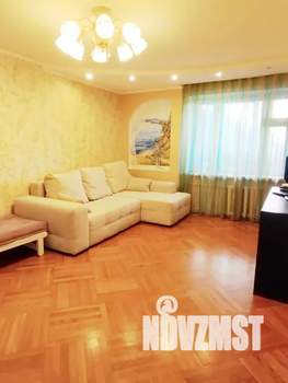 3-к квартира, посуточно, 81м2, 6/10 этаж