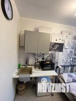 Студия квартира, посуточно, 13м2, 1/4 этаж