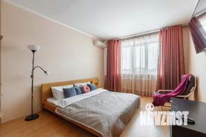 1-к квартира, посуточно, 60м2, 1/1 этаж