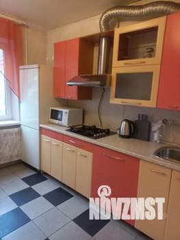 2-к квартира, посуточно, 50м2, 1/9 этаж