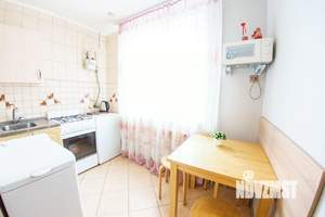 1-к квартира, посуточно, 34м2, 2/6 этаж