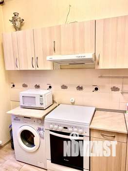 Студия квартира, посуточно, 41м2, 3/9 этаж