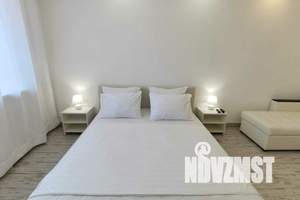 1-к квартира, посуточно, 38м2, 7/9 этаж