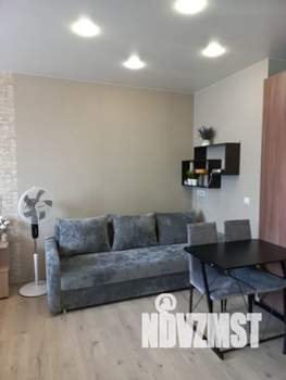 Студия квартира, посуточно, 35м2, 2/15 этаж