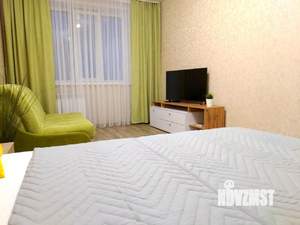 1-к квартира, посуточно, 42м2, 1/1 этаж