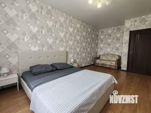 1-к квартира, посуточно, 42м2, 10/23 этаж