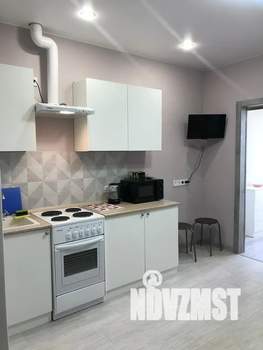 1-к квартира, посуточно, 32м2, 15/16 этаж