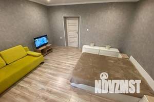 2-к квартира, посуточно, 65м2, 1/2 этаж