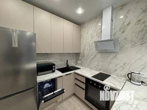 1-к квартира, посуточно, 42м2, 9/25 этаж