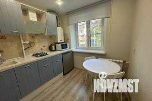 1-к квартира, посуточно, 33м2, 3/5 этаж