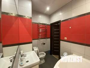 Студия квартира, посуточно, 40м2, 13/22 этаж