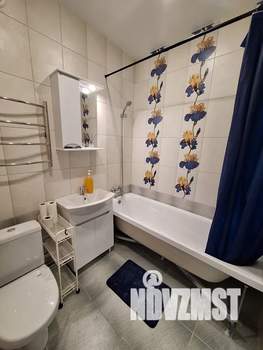 Студия квартира, посуточно, 27м2, 2/18 этаж