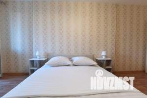 1-к квартира, посуточно, 36м2, 4/6 этаж