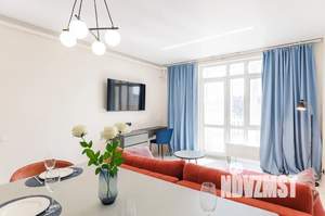 2-к квартира, посуточно, 45м2, 1/18 этаж